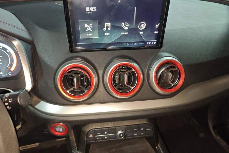 Used Wey VV5 2019 1.5T Two-Wheel Drive Smart Pioneer
