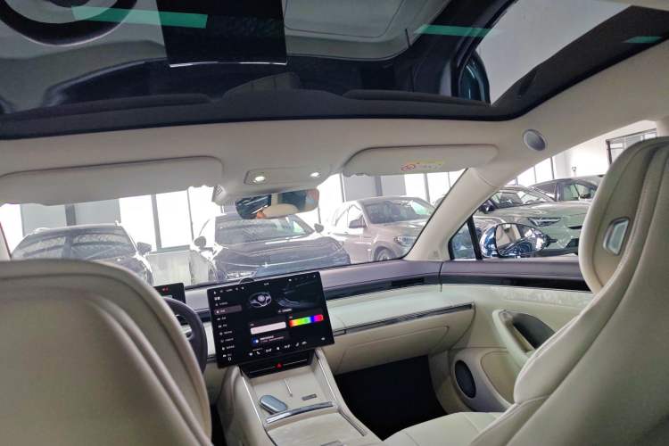 Used Hima Luxeed S7 2026 Model Max
