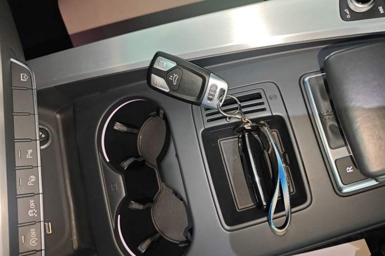 Used Audi A4L 2022 40 TFSI Luxury Dynamic Model