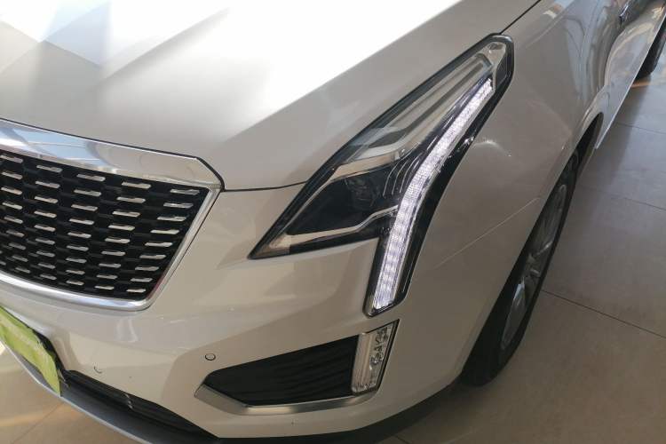 Used Cadillac XT5 2022 2.0T Two-Wheel Drive Luxury Version
