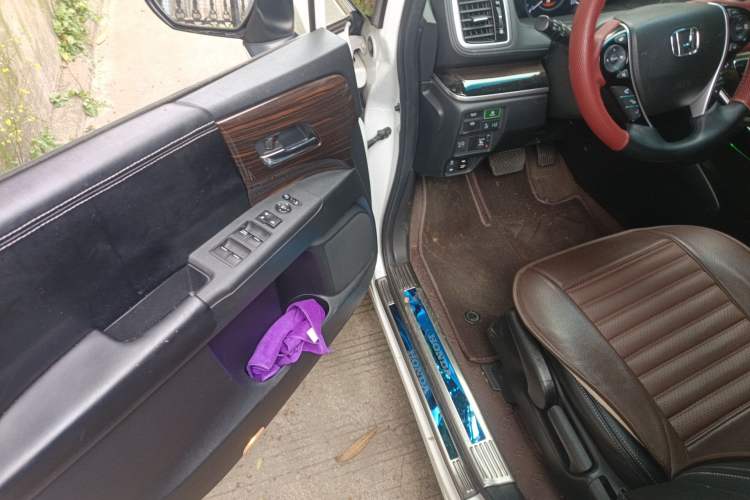 Used Honda Odyssey 2019 2.0L Rui-Changxiang Edition Driver Seat