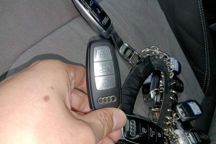 Used Audi A6L 2021 45 TFSI Prestige Dynamic Edition Vehicle Key