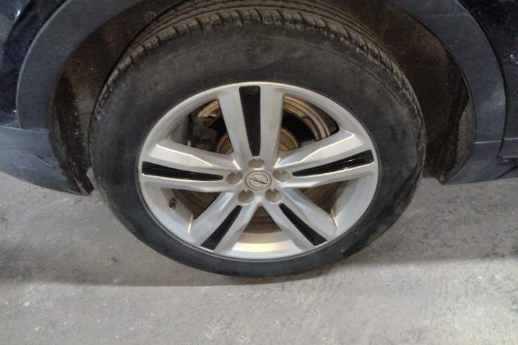 Used Zotye T700 2017 1.8T Dual-Clutch Luxury Model