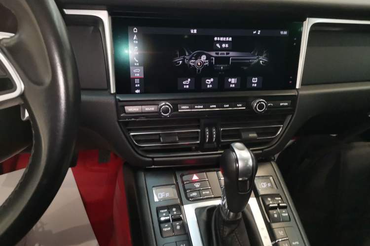 Used Porsche Macan 2018 Macan 2.0T
