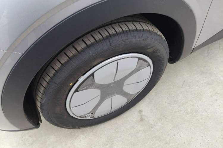 Used Geely Galaxy Geome 2026 Model 310km Youth Edition
