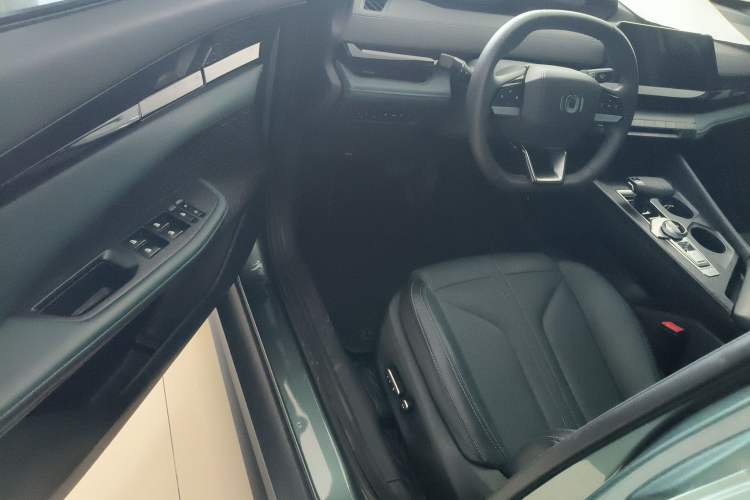 Used CHANGAN NEVO A06 2023 Base Model Driver Seat