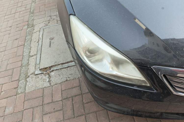 Used CHANGAN Raeton 2013 1.8T Automatic Elite Model China V Standard Right Front Headlight