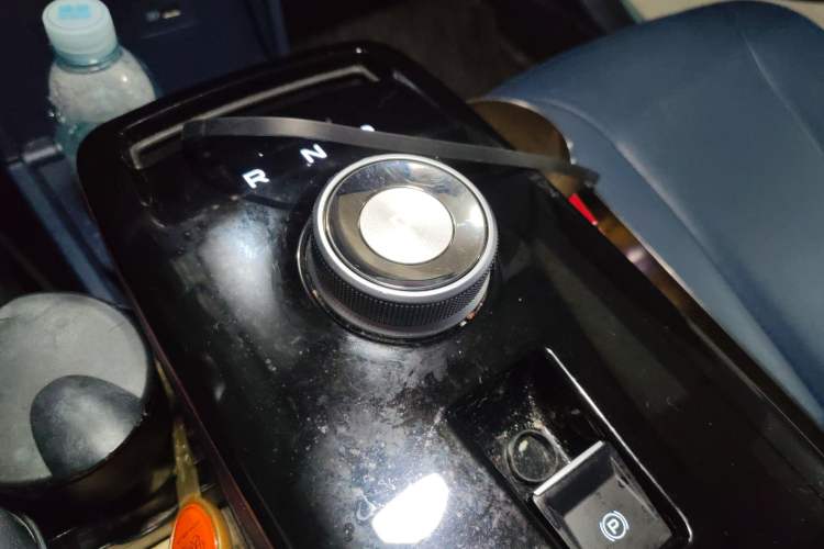 Used Geometry E Firefly 2022 401 km Linglong Tiger 5 Seats