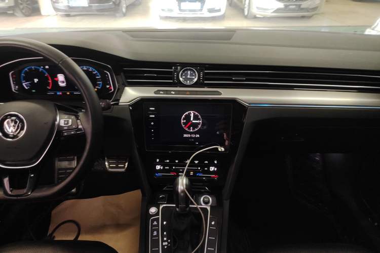 Used Volkswagen FAW-Volkswagen CC 2020 330TSI Glamour Edition China VI Standard
