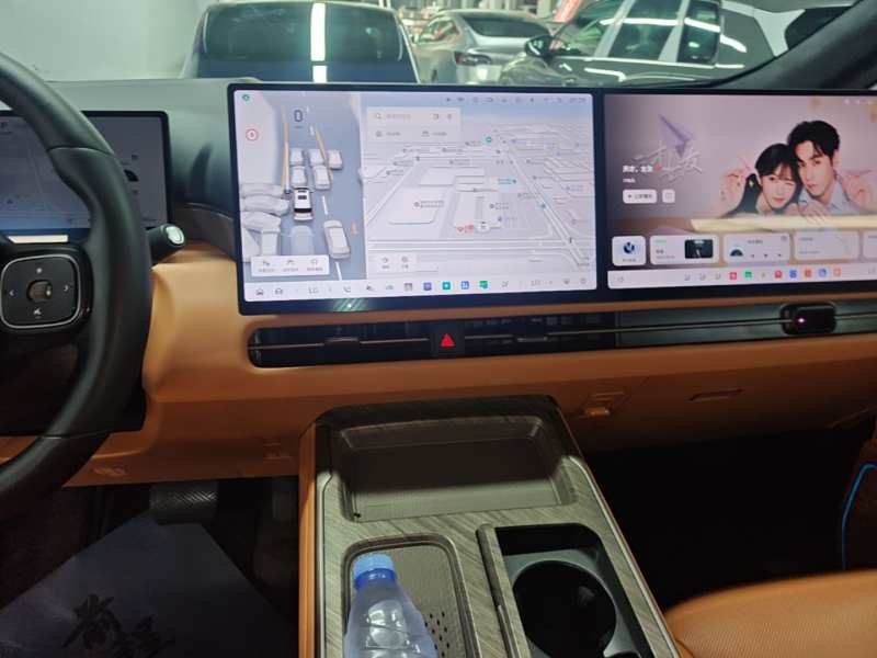 Used Wey Gaoshan 2025 Four-Wheel Drive Alpine 8 — 12