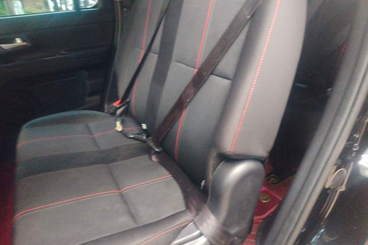 Used CHANGAN OSHAN X70A 2019 1.5L Manual Basic Version China VI Standard Left Rear Seat