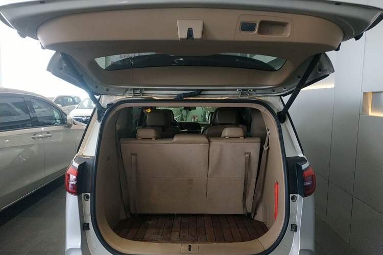 Used Buick GL8 2020 ES Land Cruiser 653T Flagship Model