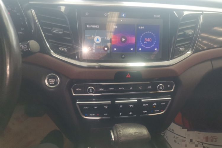 Used GAC Trumpchi GS8 2017 320T Two-Wheel Drive Luxury Smart Connectivity Version (7 Seats)
