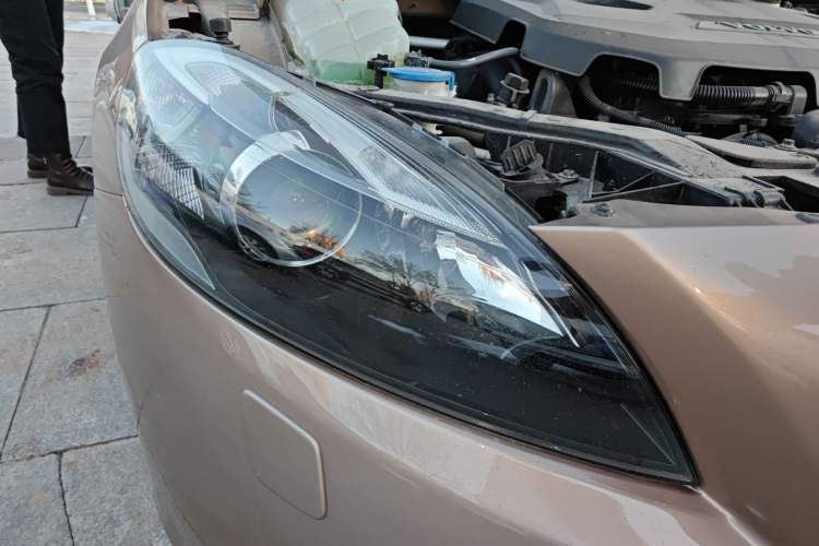 Used Volvo V40 2015 1.6T Zhiyi Edition