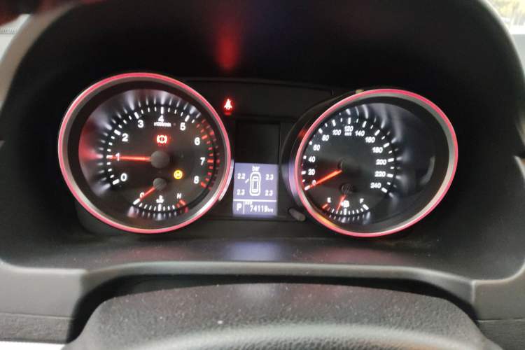 Used Haval M6 2017 1.5T Automatic Two-Wheel Drive Prestige Model Instrument Cluster