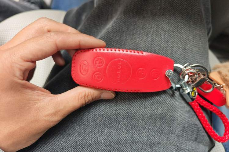 Used Roewe iMAX8 2021 400TGI Supreme Series Prestige Edition
