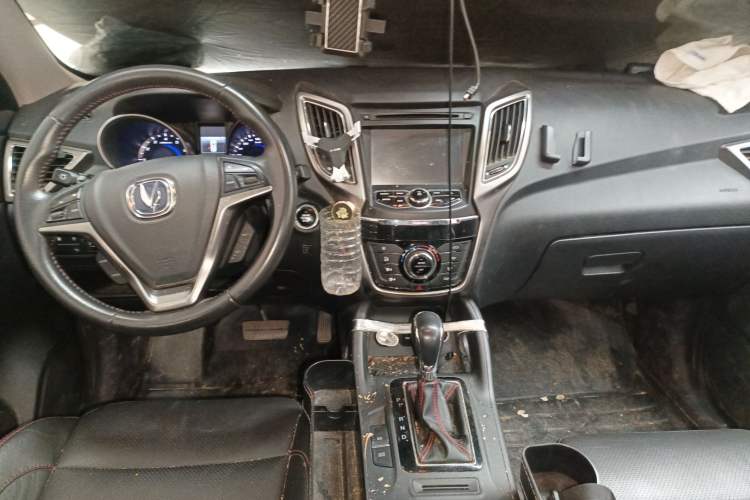 Used Changan CS75 2014 1.8T Automatic Elite Model China IV Standard
