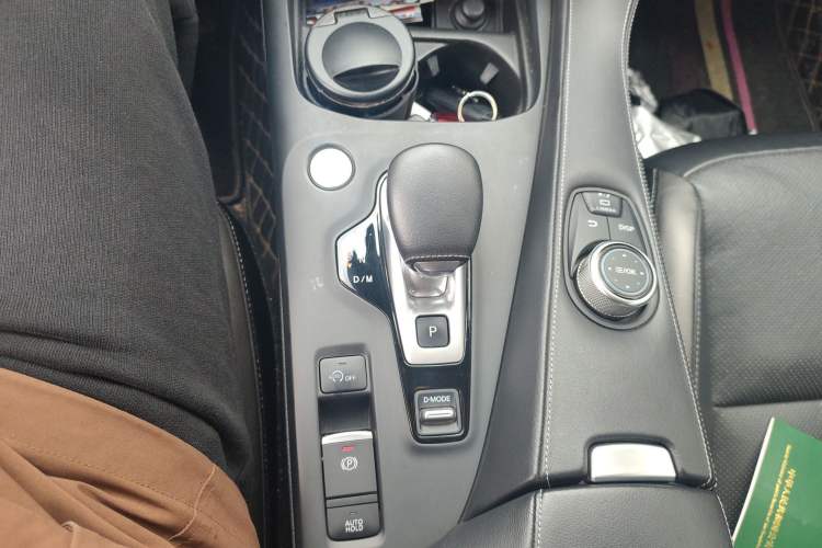 Used Infiniti QX50 2020 Revised Version 2.0T All-Wheel Drive Navigation Edition Gear Lever