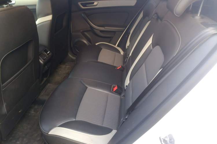 Used Qoros 5 2018 1.6T Automatic Prestige Model
