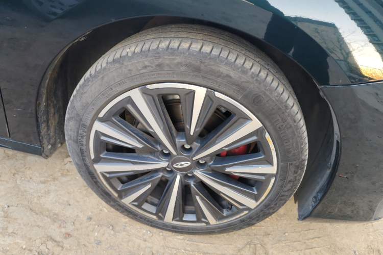 Used Chery Arrizo 8 2023 High-Energy Edition 2.0T DCT Luxury
