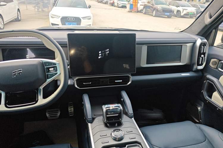 Used JETOUR Shanhai Traveler C-DM 2024 C-DM 208KM Mountain & Wilderness Edition