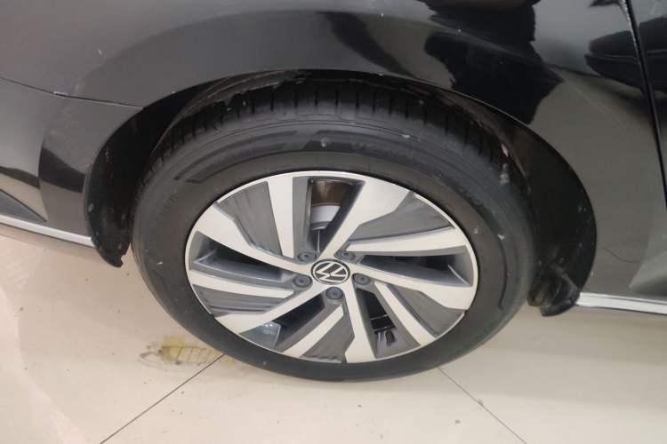 Used Volkswagen Magotan GTE Plug-in Hybrid 2022 GTE Luxury Model Exterior 5