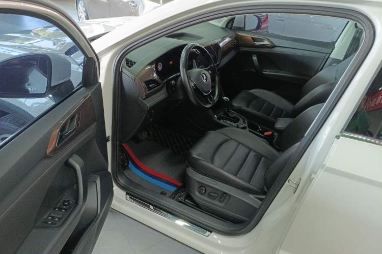 Used Volkswagen Tharu 2022 280TSI Two-Wheel-Drive Luxury Edition