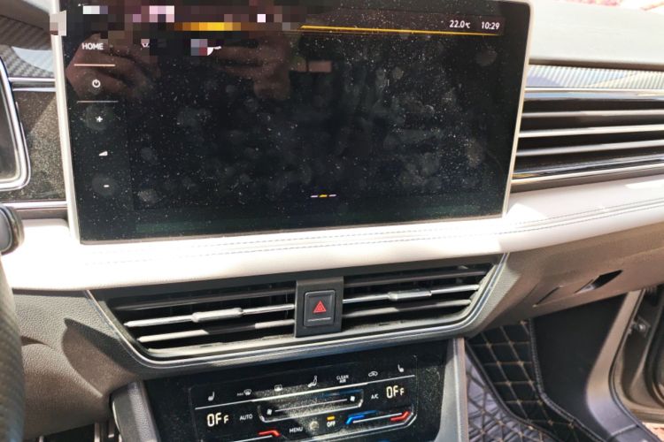 Used Volkswagen Tiguan L 2022 330TSI Automatic Two-Wheel Drive R-Line Enhanced Edition Audio And AC Panel