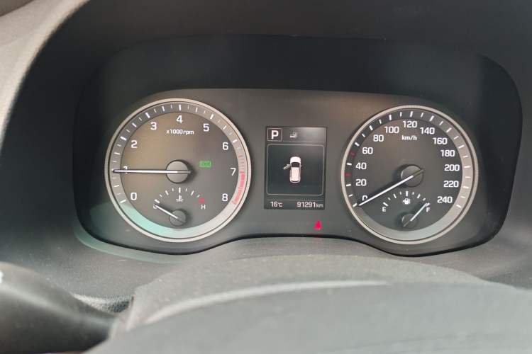 Used Hyundai Tucson 2015 1.6T Dual-Clutch Two-Wheel-Drive Smart Model
