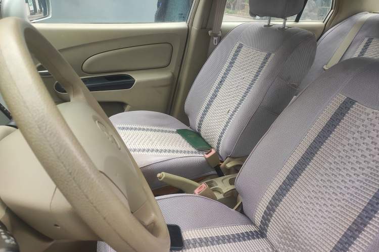 Used Venucia D50 2012 1.6L Manual Comfort Edition