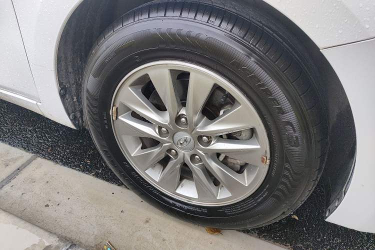 Used Hyundai Celesta 2018 1.6L Automatic GL Enjoyment Version China V Standard