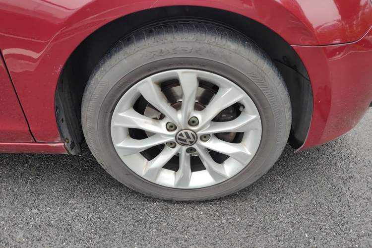 Used Volkswagen Golf 2012 1.6L Automatic Comfort Model
