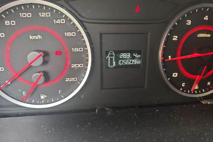 Used SAIC MAXUS G10 2018 PLUS 2.4L Manual Elite Edition