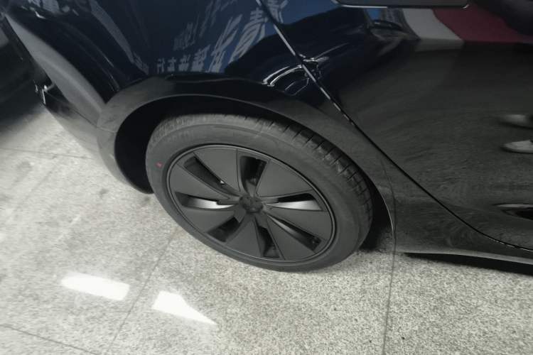 Used Tesla Model 3 2025 Model Revised Long-Range All-Wheel-Drive Version