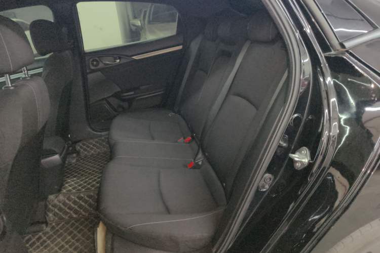 Used Honda Civic 2021 HATCHBACK 220TURBO CVT Trendy Cool Edition