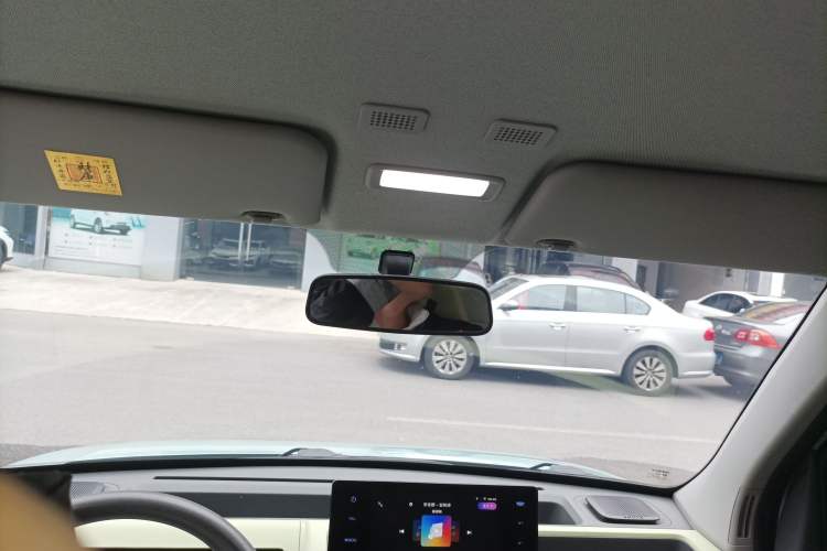 Used Geely Galaxy Panda 2023 Panda Mini 200km Endurance Bear Headliner