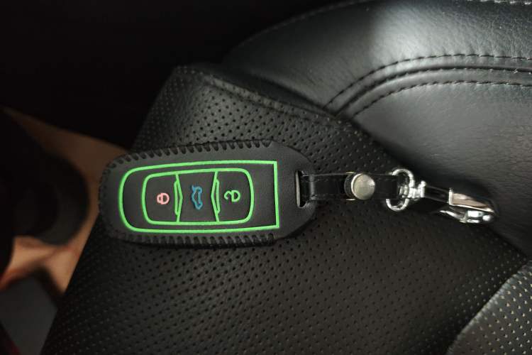 Used Geely Auto Emgrand GT 2015 1.8T Luxury Model Vehicle Key