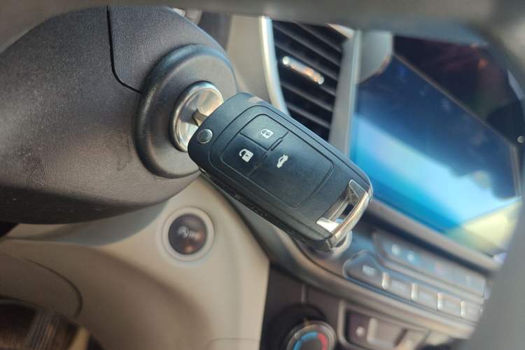 Used Buick GT 2015 15N Automatic Elite Version
