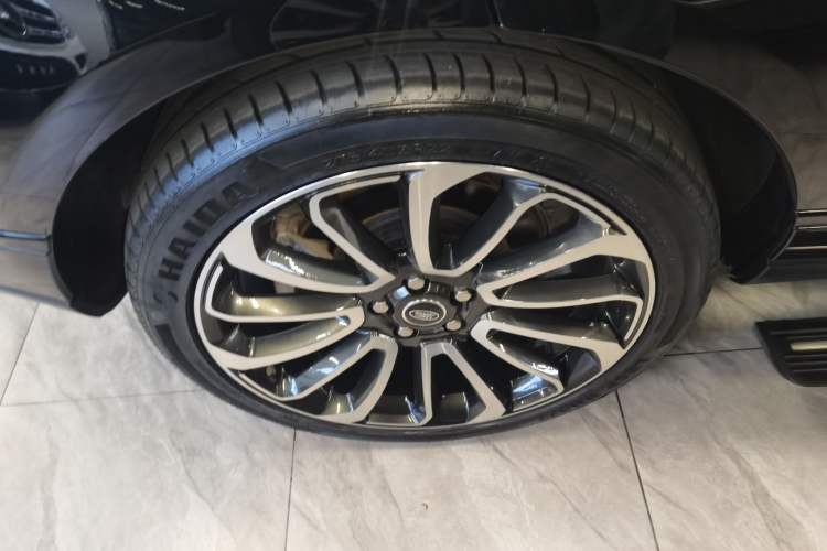 Used Land Rover Range Rover 2018 3.0 SC V6 Vogue Extended-Length Model