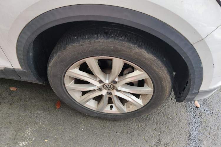 Used Volkswagen T-ROC 2018 230TSI DSG Two-Wheel Drive Advanced Version China V Standard
