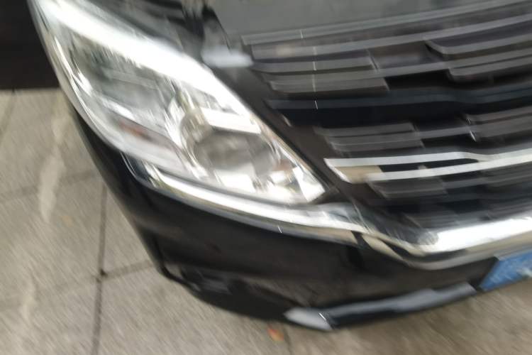 Used FORTHING Lingzhi PLUS 2024 1.5T Manual Luxury 7-Seater
