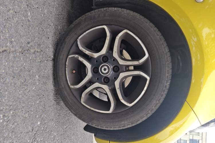 Used smart fortwo 2016 0.9T 66kW Hardtop Pioneer Edition