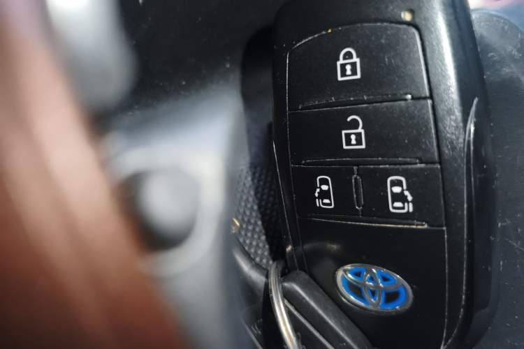 Used Toyota Sienna 2023 2.5L Hybrid Comfort Edition
