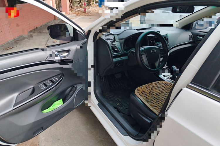 Used BYD e5 2018 450 Smart Connect Enjoyment Version
