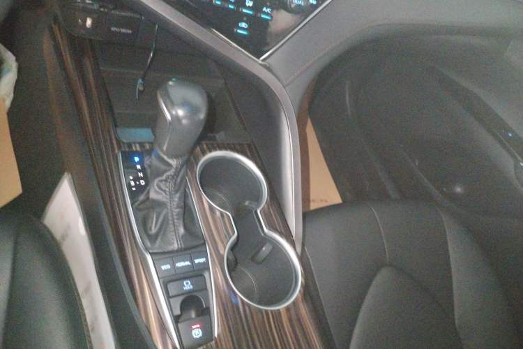 Used Toyota Camry 2019 Revised Version 2.5G Luxury Edition
