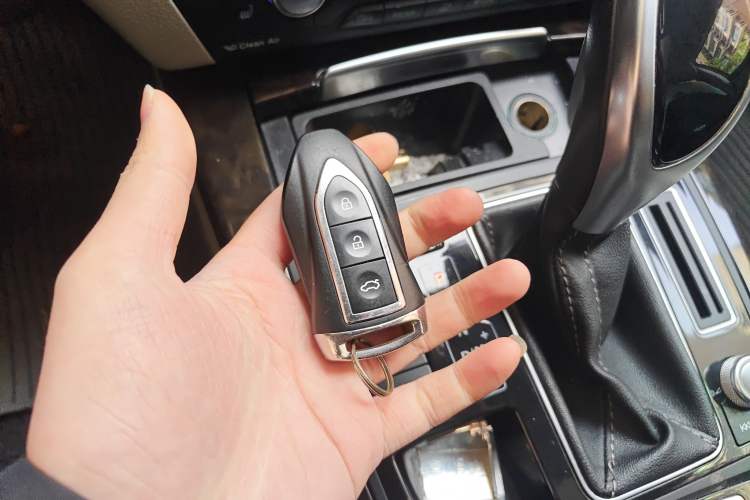 Used Zotye Z700 2016 1.8T DCT Prestige Edition
