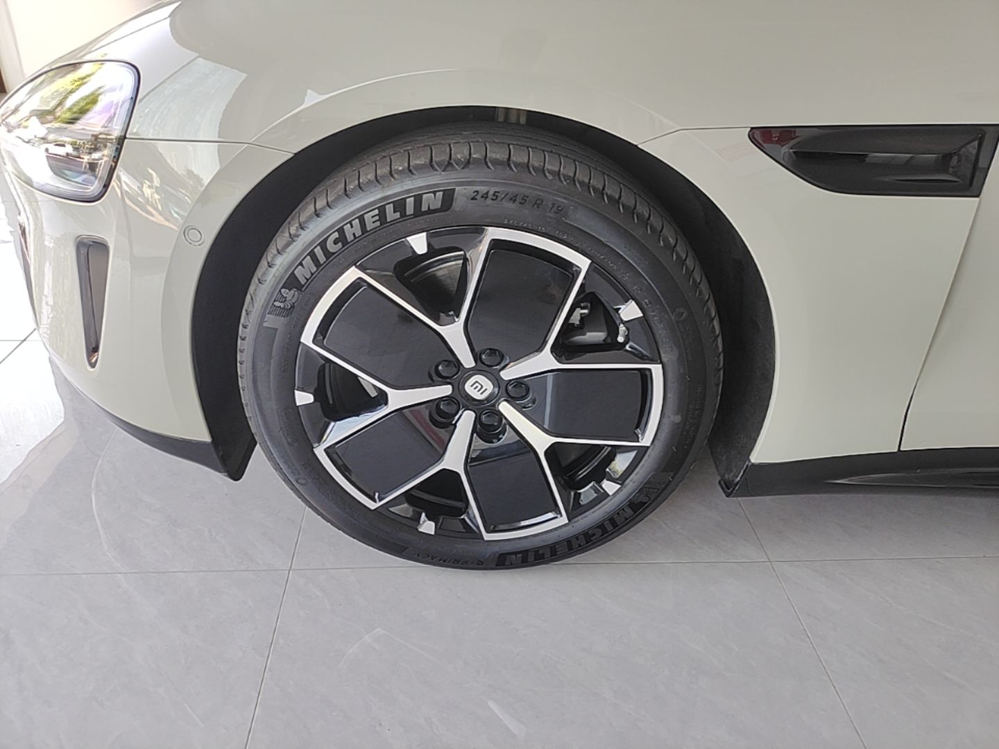 Xiaomi Auto SU7 2024 Rear-Drive Ultra-Long Range Advanced Pro-Level Intelligent Driving Version — снимка 10