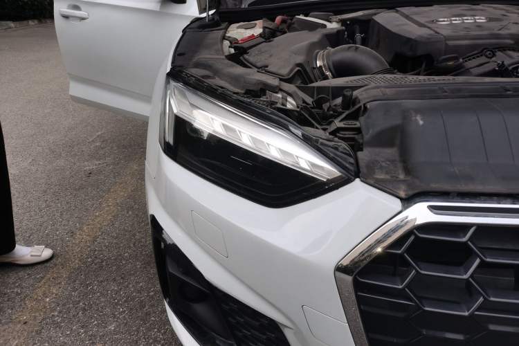 Used Audi A5 2021 Sportback 40 TFSI Fashionable and Dynamic Model Right Front Headlight