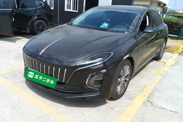 Used Hongqi E-QM5 2022 431 km Charge & Enjoy Edition