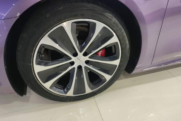 Used Hima Luxeed S7 2024 Ultra Four-Wheel Drive Flagship Edition Left Front Wheel Hub